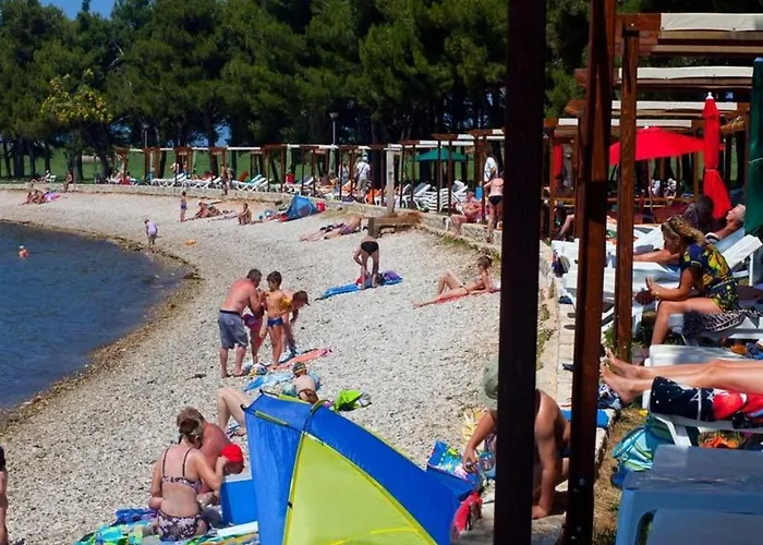 Mari * Novigrad Istria